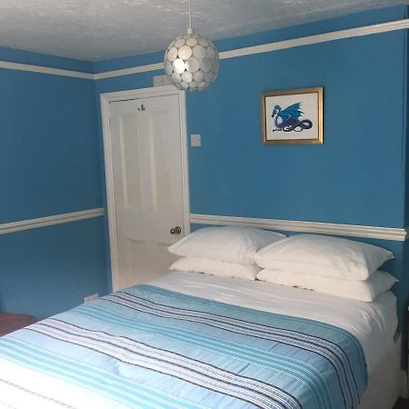 Circles Guest House Pewsey Buitenkant foto