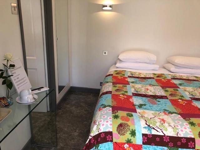 Circles Guest House Pewsey Buitenkant foto