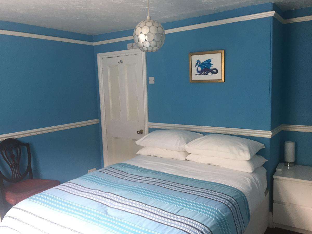 Circles Guest House Pewsey Buitenkant foto
